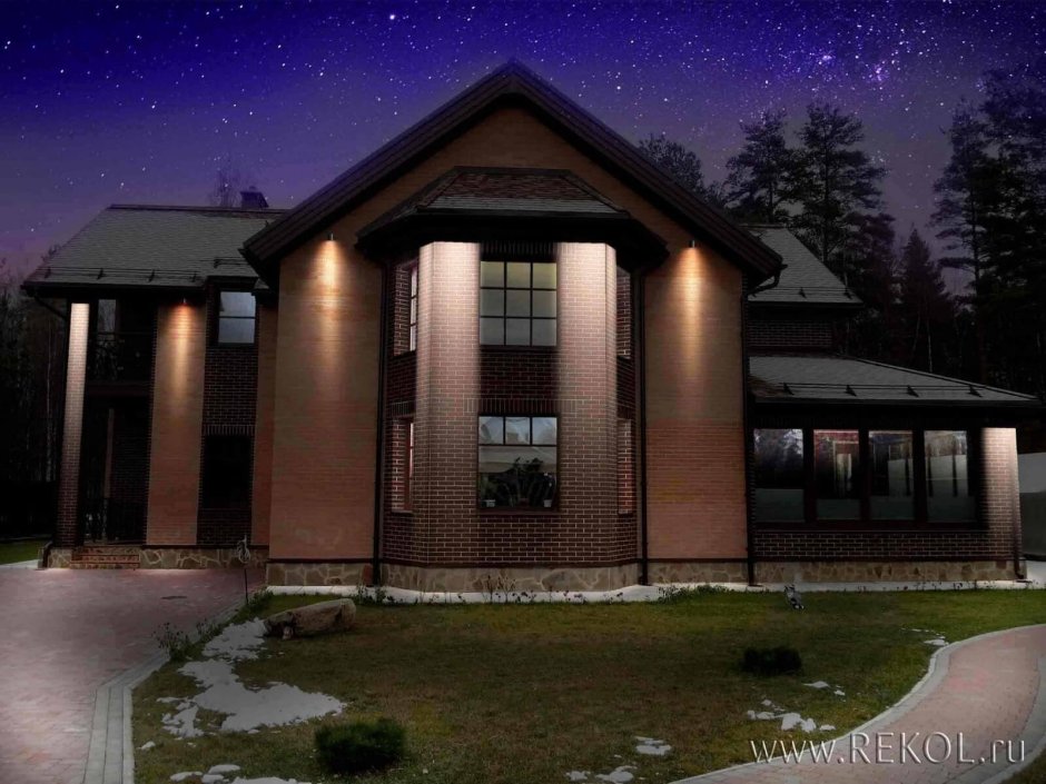 Архитектурная подсветка коттеджа