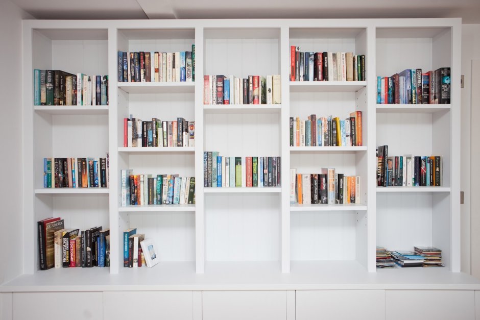 Необычные полки для буккроссинга