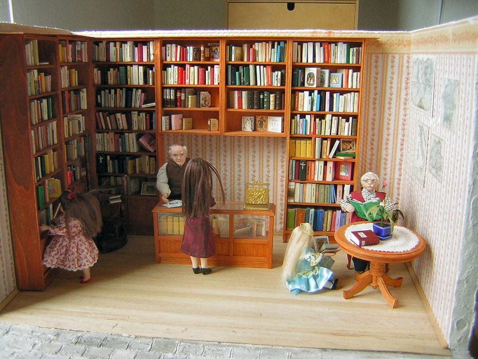 Книжные полки в интерьере