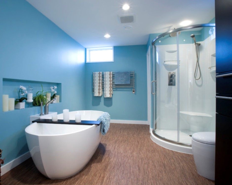 Покрашенная ванная комната