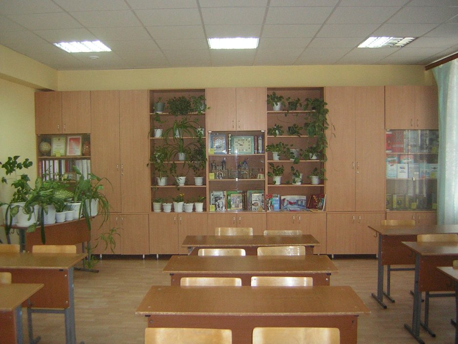 Компьютерный уголок в гостиной