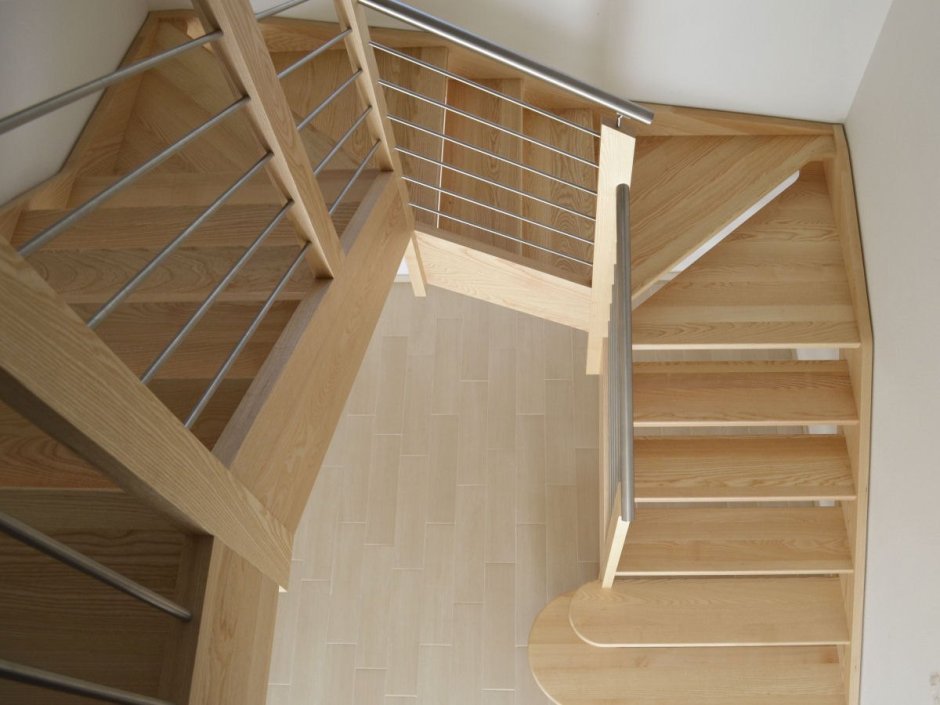 2 Маршевая лестница с забежными ступенями