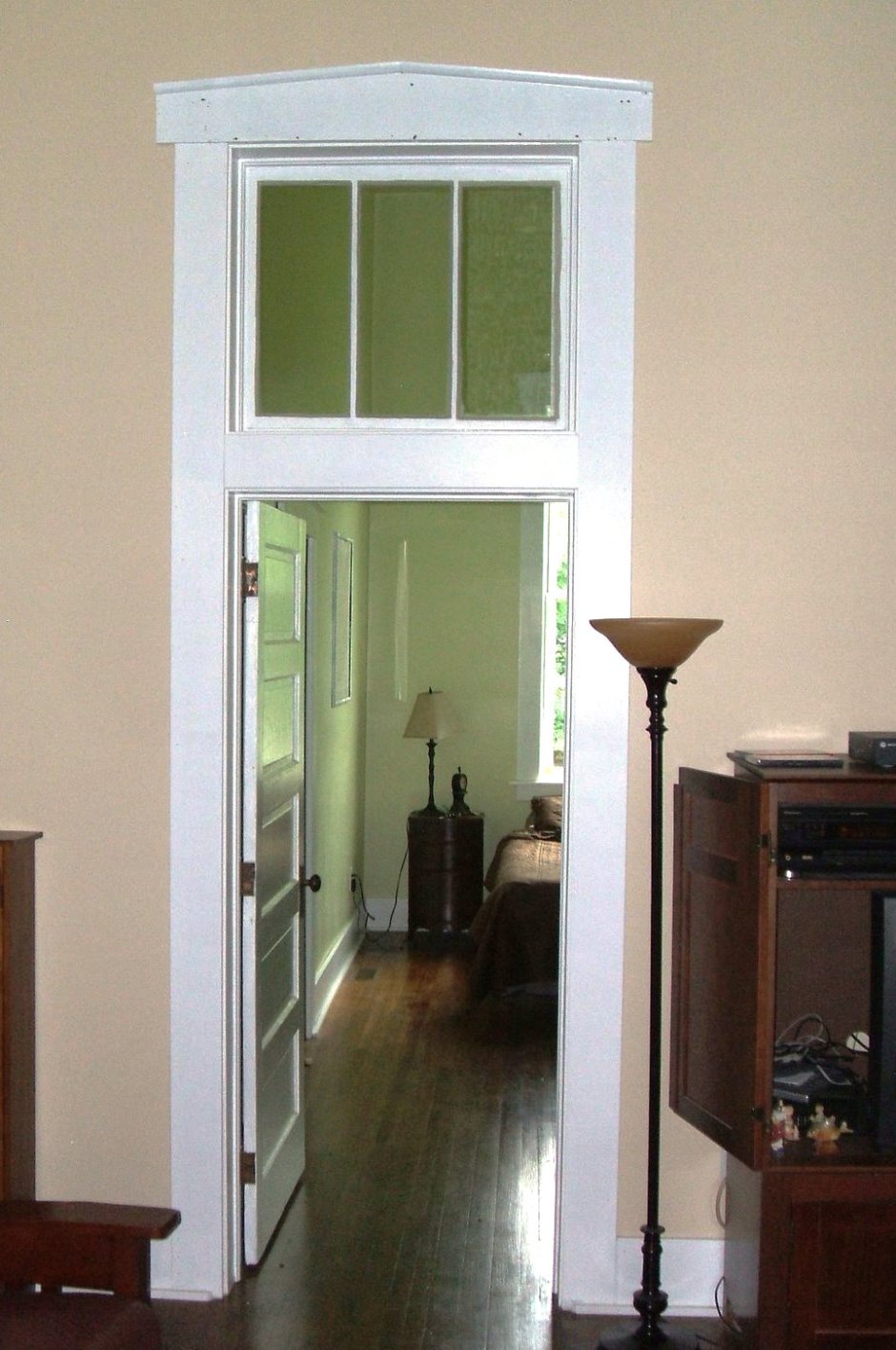 Межкомнатные двери с фрамугой над дверью