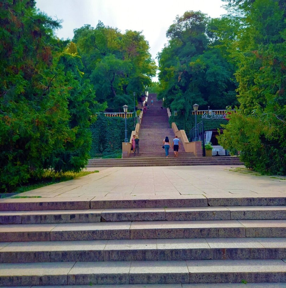 Депальдовская лестница в Таганроге
