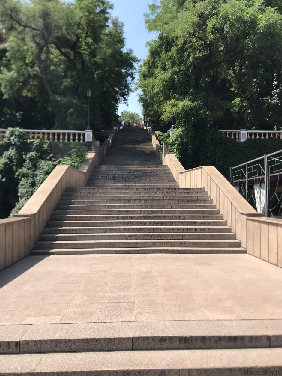 Депальдовская лестница в Таганроге