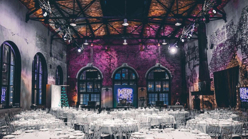 Ленинская Слобода 26 Loft Hall