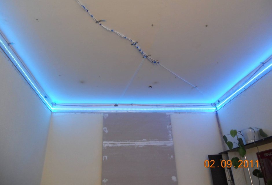 Потолок с подсветкой