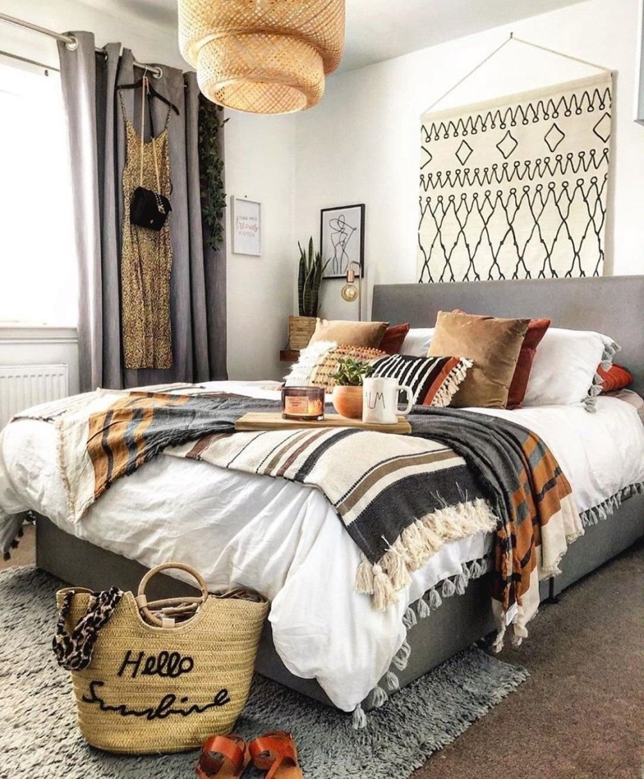 4 Poster Bed