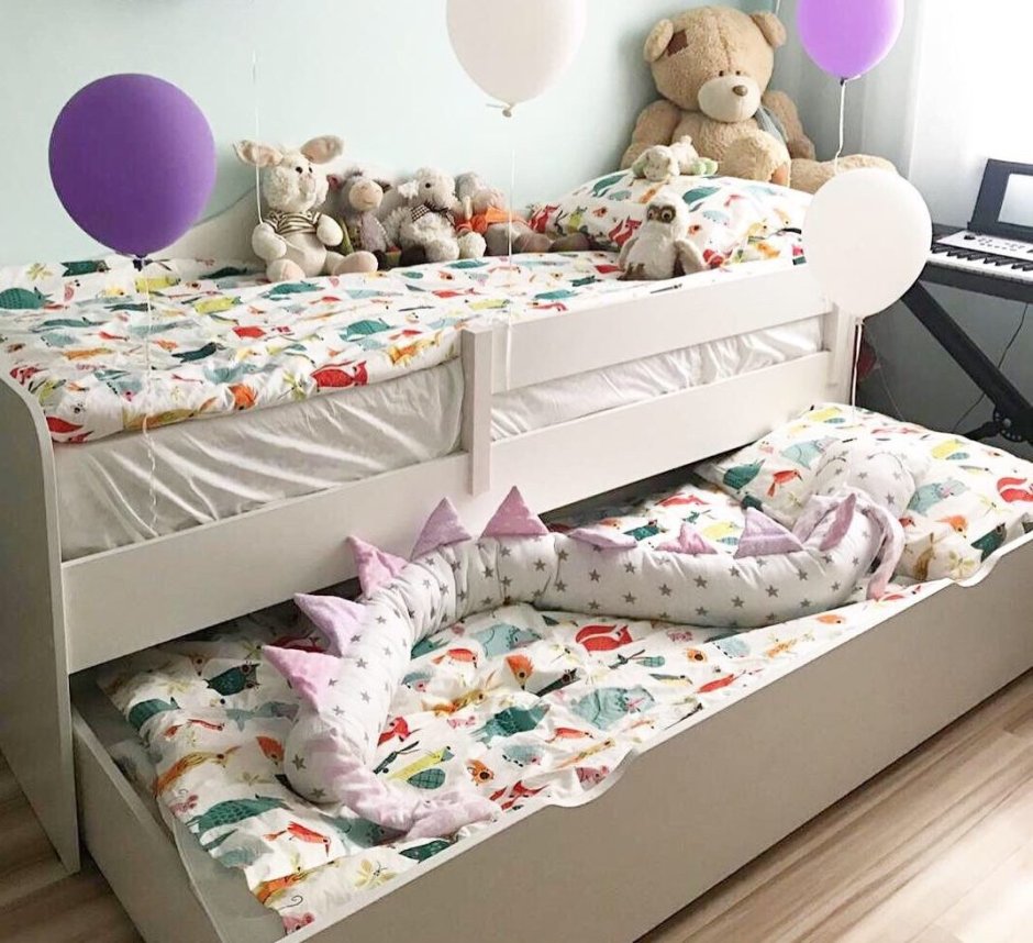Кровать с выкатным спальным местом для детей