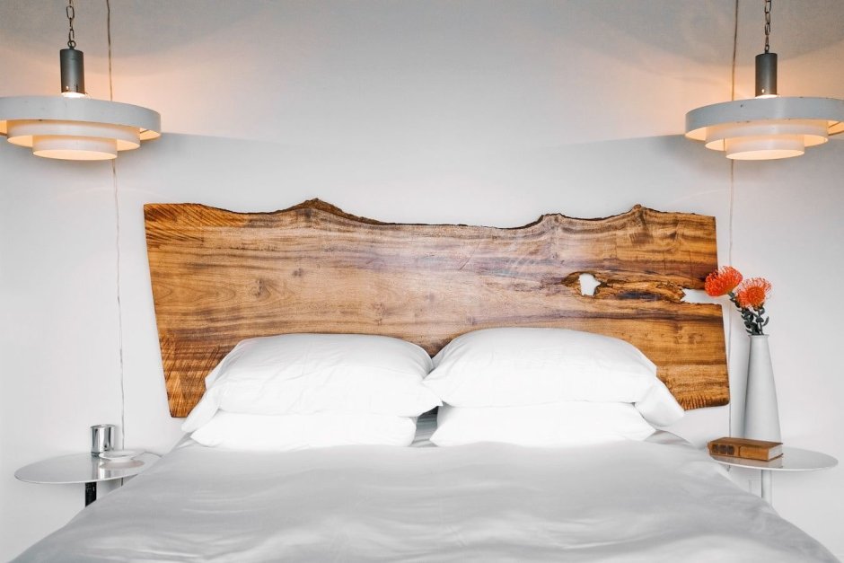 Кровать из спила дерева