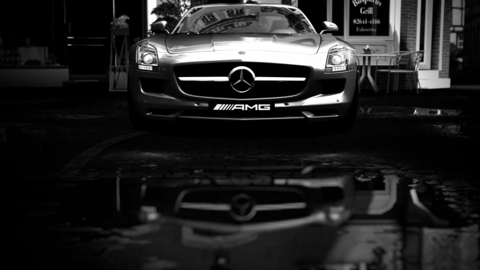 Mercedes AMG 2340 1080