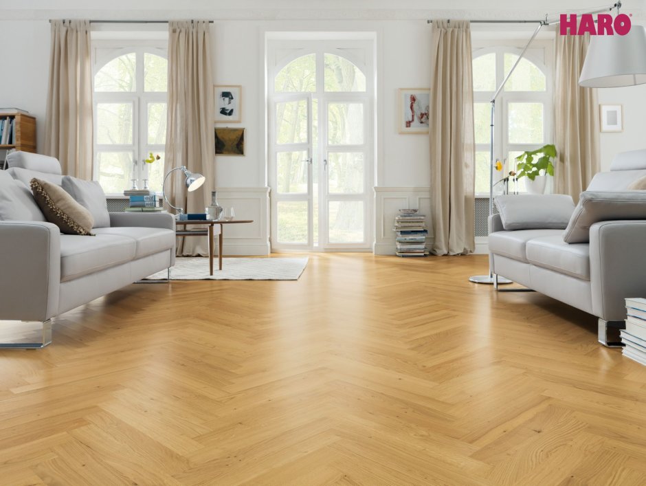 Laminate Flooring темный