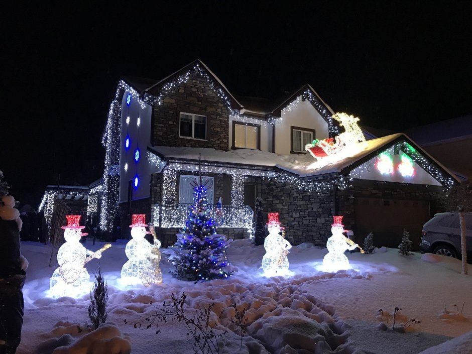 Новогоднее украшение фасада