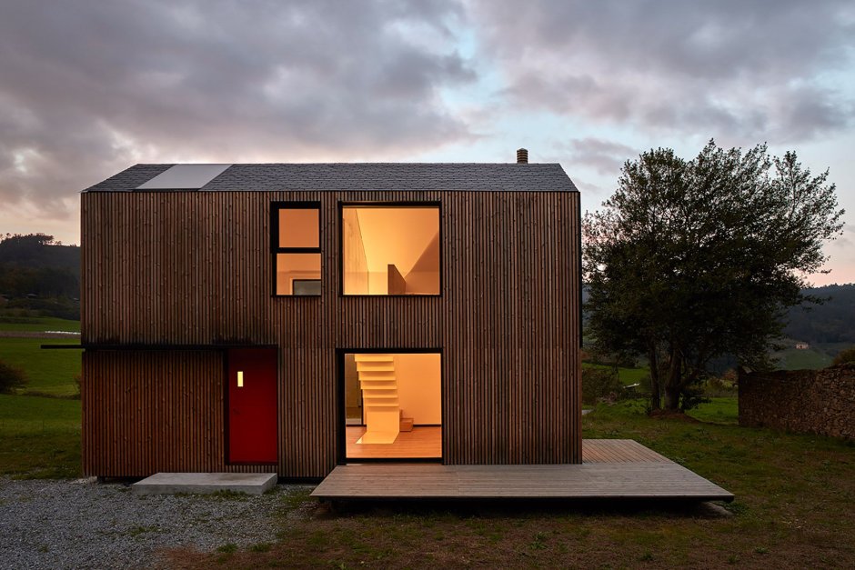 Барнхаус из контейнеров