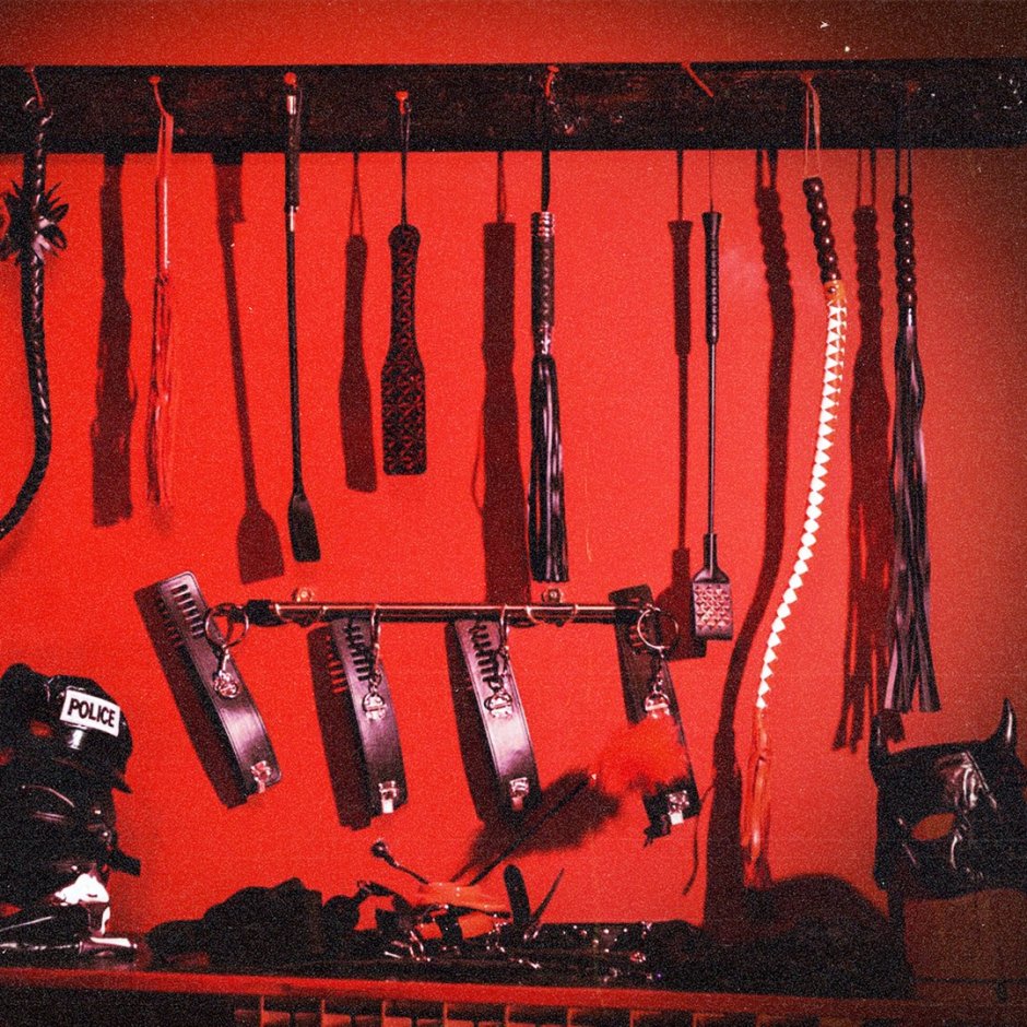 Red Room" красная комната (1999) ужасы "