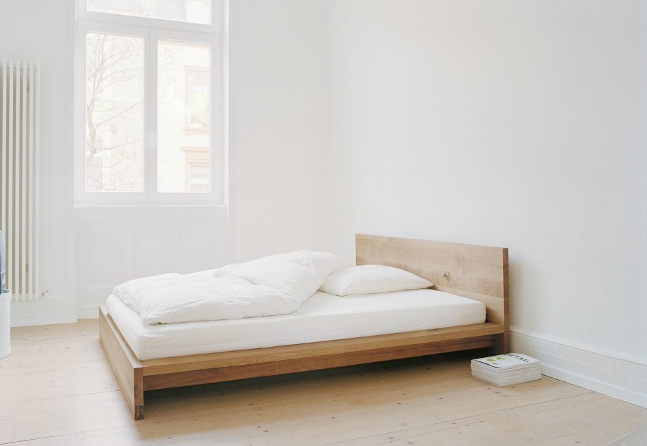 Кровать деревянная Минимализм