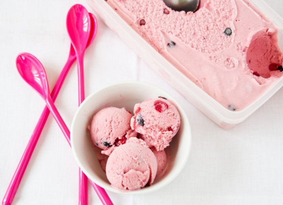 Мороженое розовый