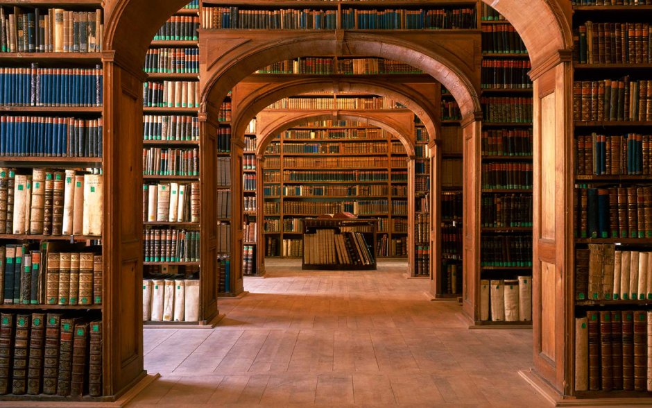 Книжные полки