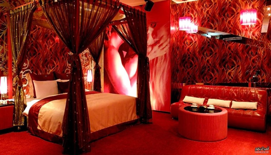 Красная комната Легенда Японии