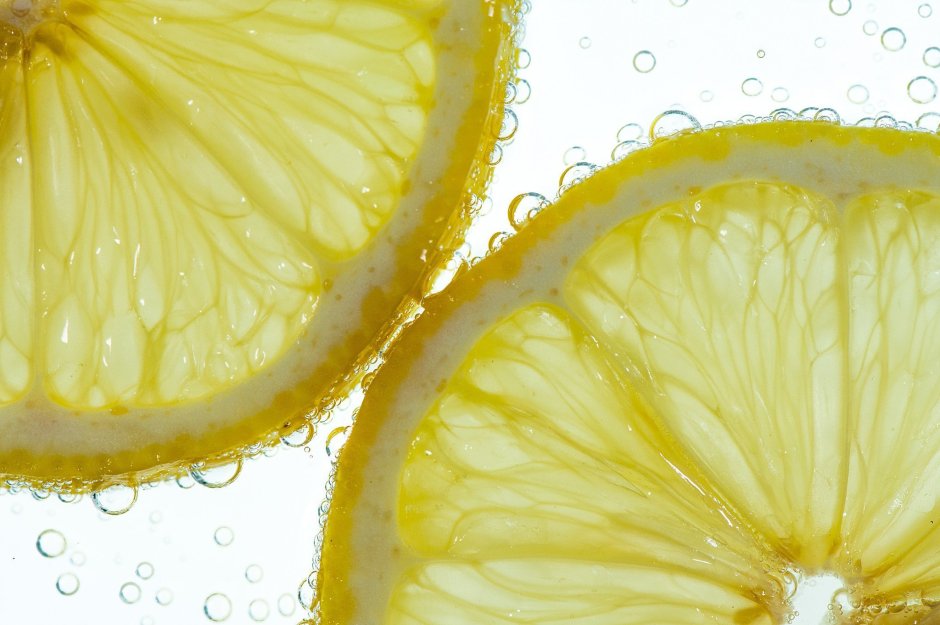 Красивый лимон