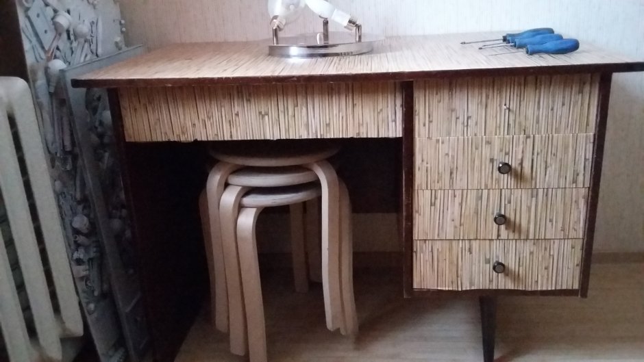 Обклеить столешницу на кухне