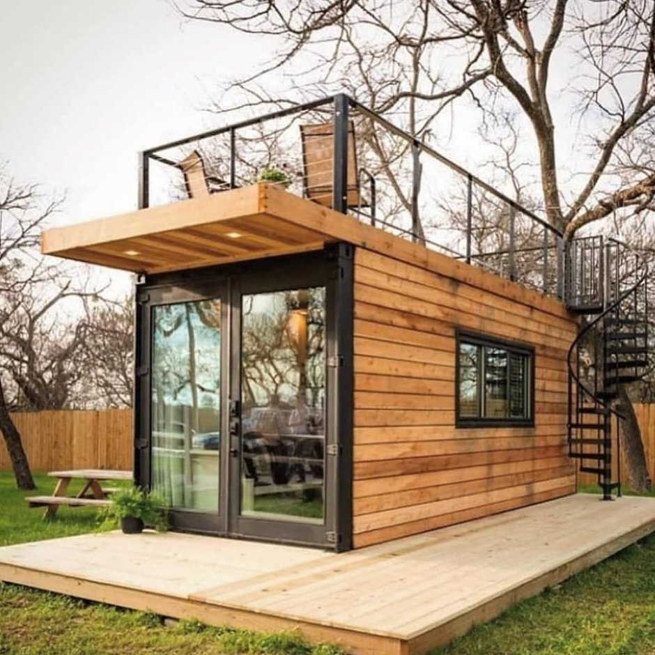 Тини Хаус с террасой