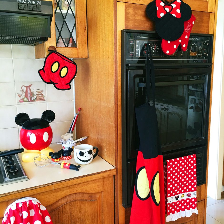 Smeg холодильник Мики Маус