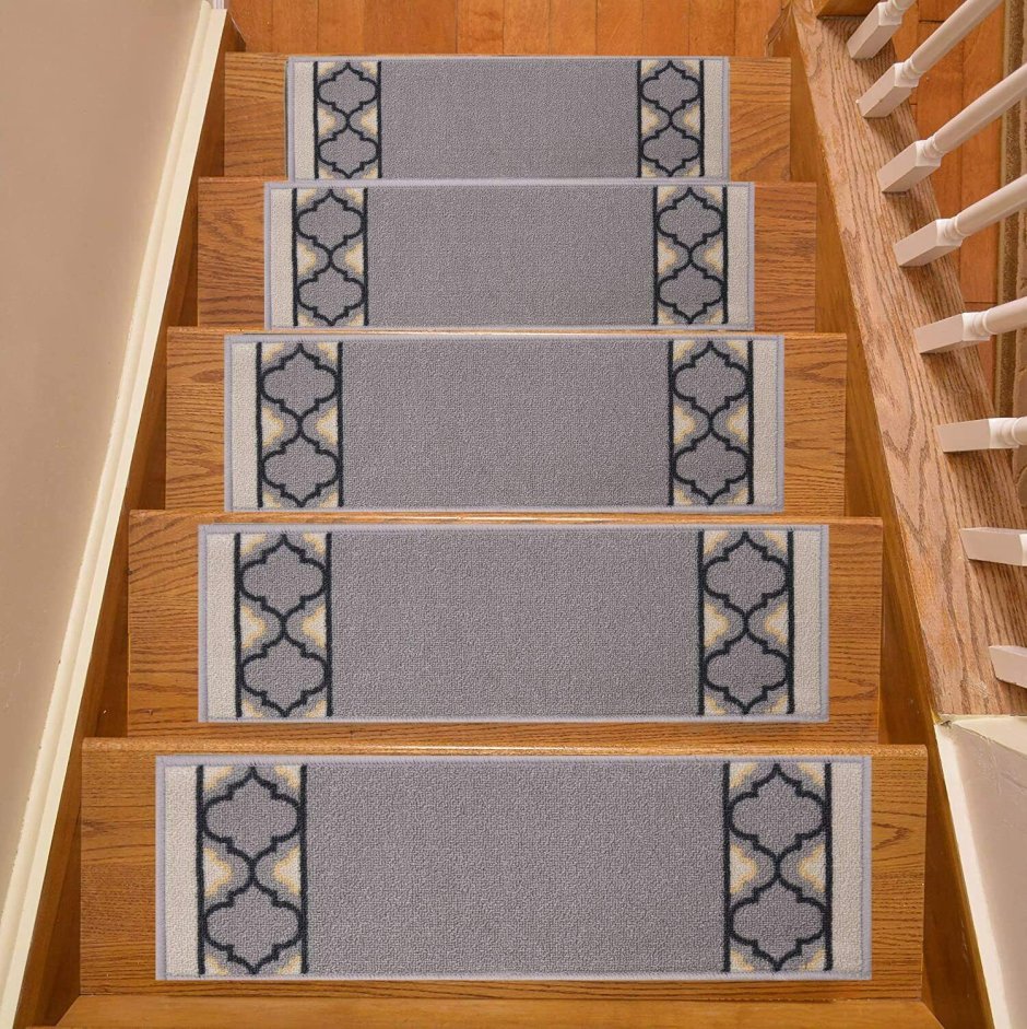 Museum Crystal White Stair Treads seamless
