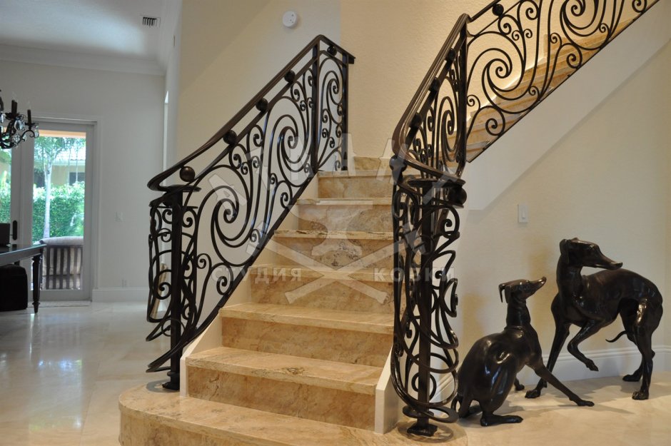 Кованые ограждения для лестниц