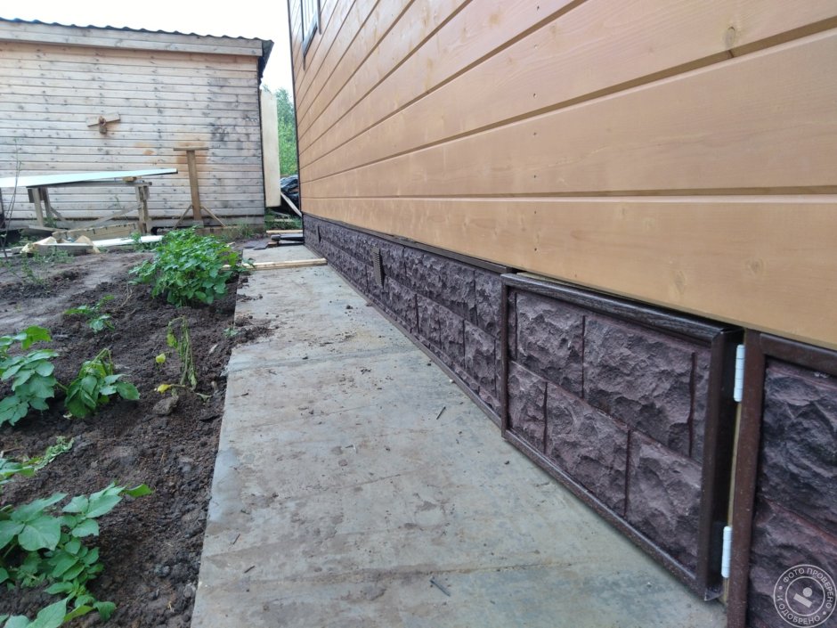 Отделка фундамента