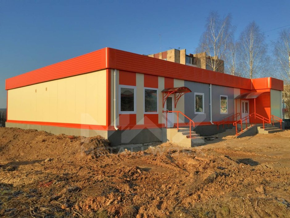 Одноэтажное здание из сэндвич панелей