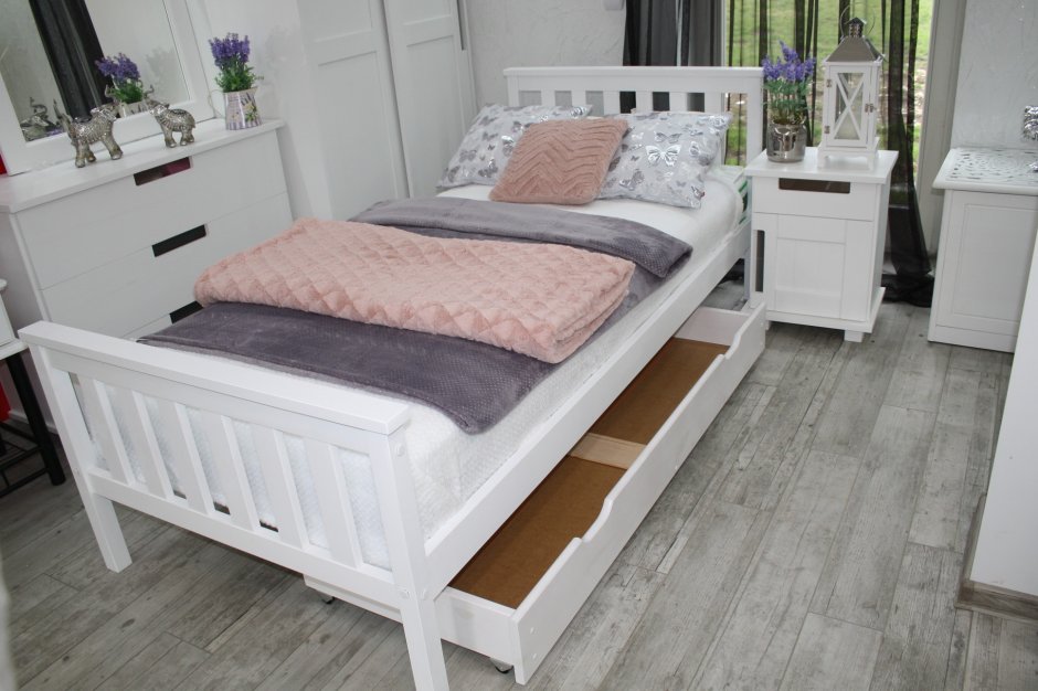Кровать ikea ХЕМНЭС