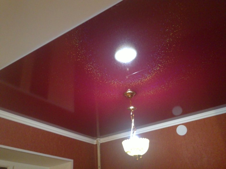 Натяжной потолок с блестками