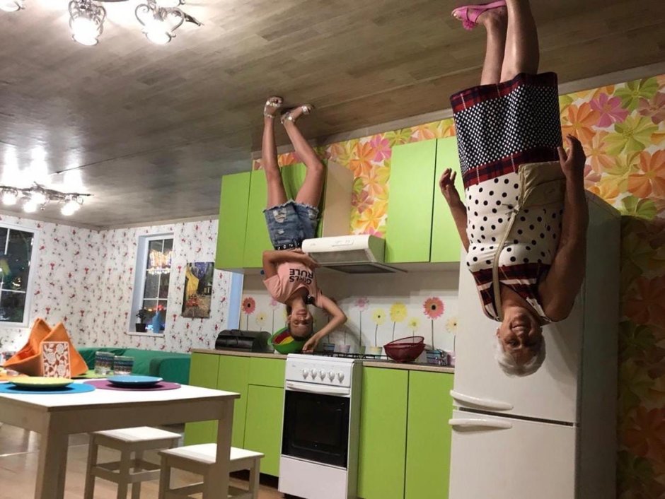 Дом перевертыш в Красноярске