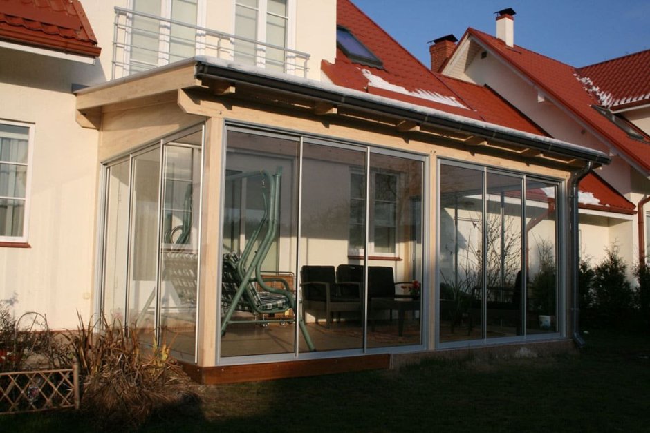 Остекленная веранда