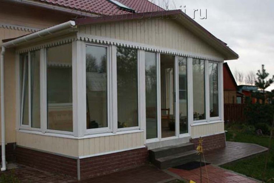 Стеклянная веранда к дому