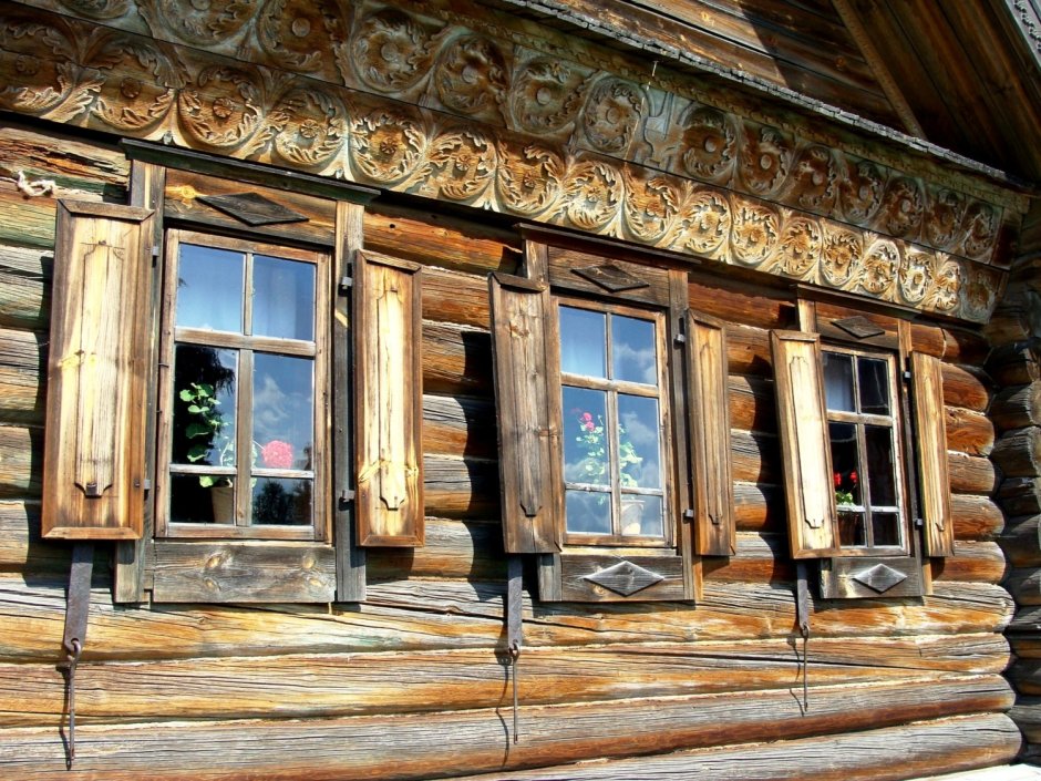 Деревянные резные наличники Карелия