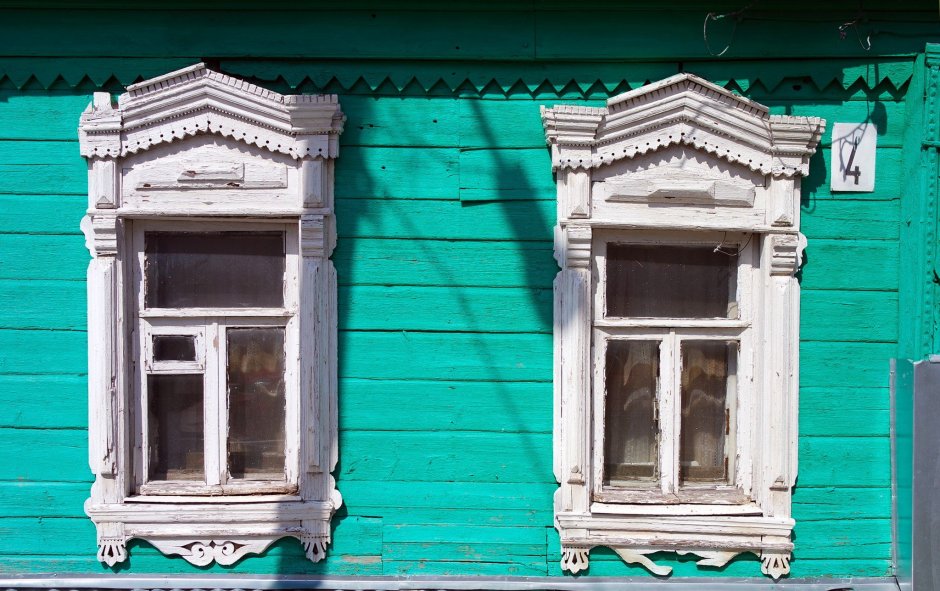 Деревянные окна в интерьере