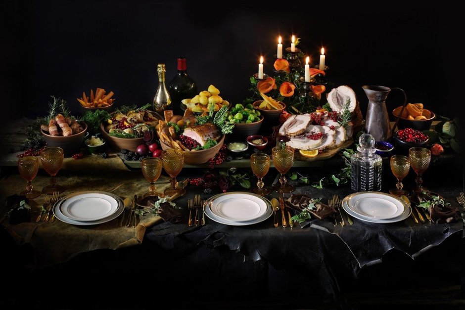 Накрытый стол застолье