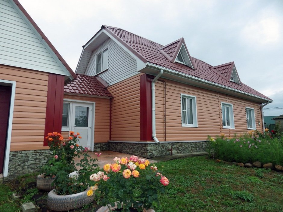 Дом обшитый сайдингом