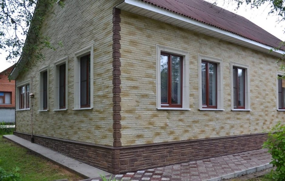 Отделка фасадными панелями