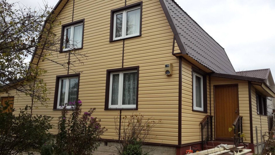 Отделка фасада сайдингом процесс