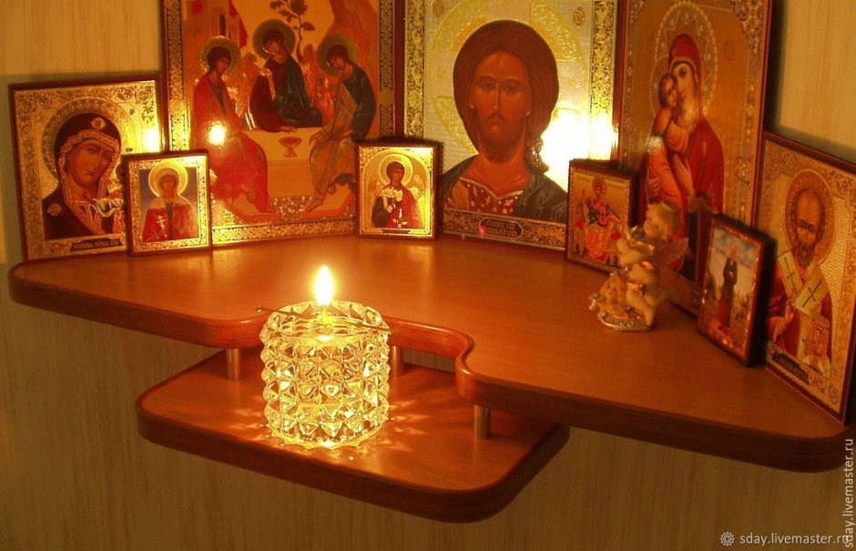 Икона с лампадой