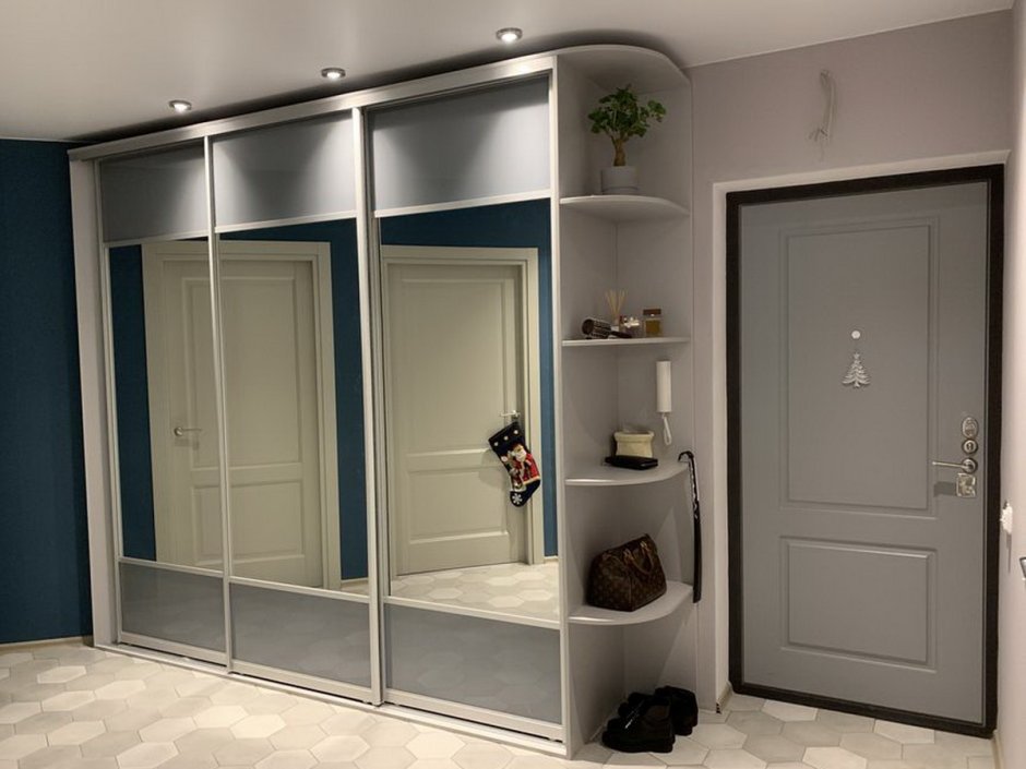 Шкаф купе Sliding-Door Wardrobe