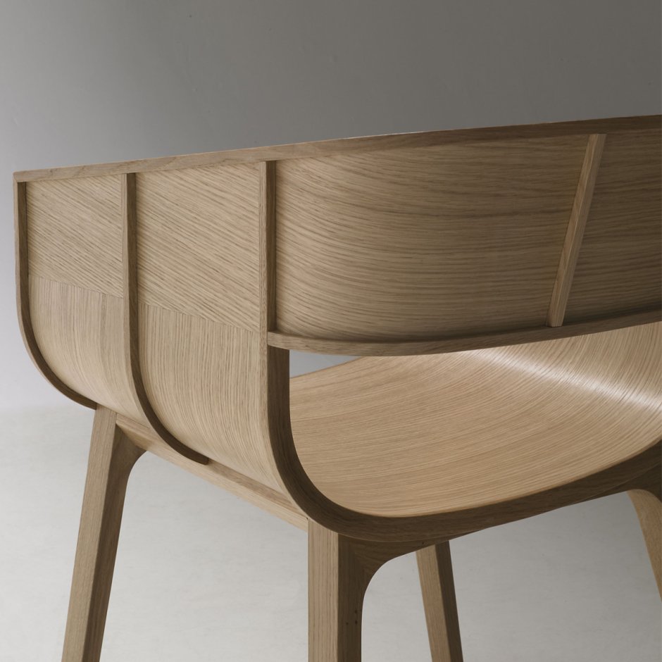 Табурет из гнутой фанеры