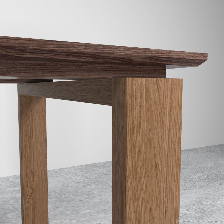 Стол обеденный из массива