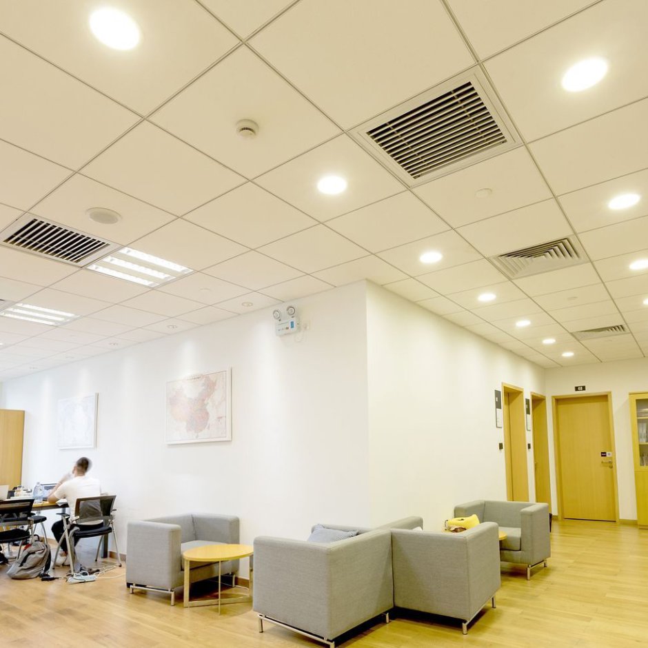 Подвесной потолок Armstrong Retail 1200*600