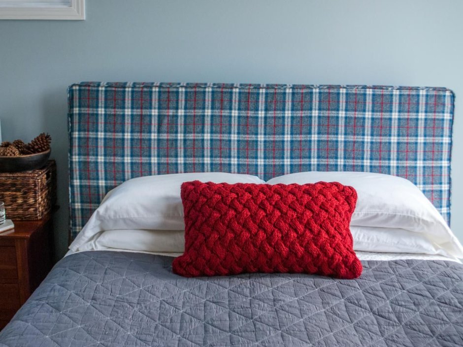Queen Bed with Arabelle Tufted Headboard