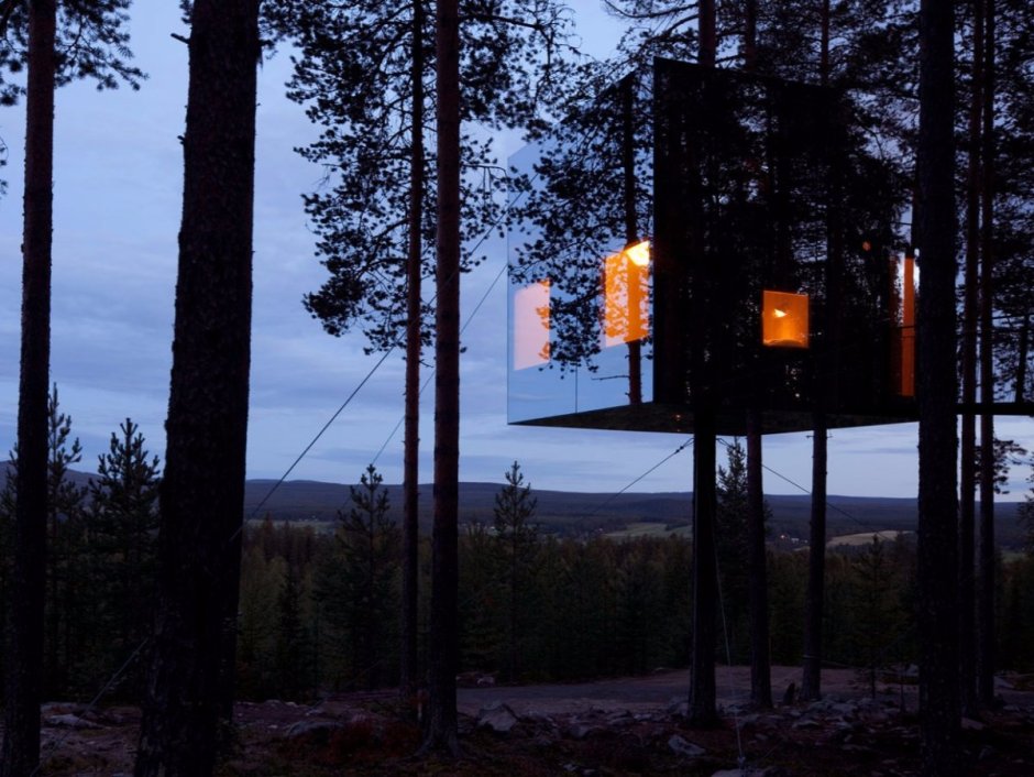 Отель на дереве Mirrorcube "зеркальный куб"), Швеция