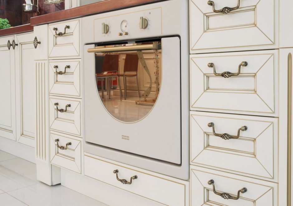 Кухня в стиле Неоклассика угловая